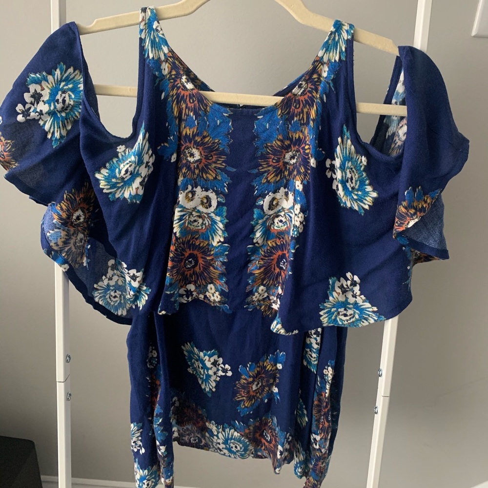 Floral top